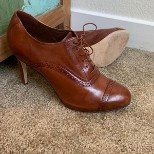 Lucinda Air Oxford Pump Brown size 9